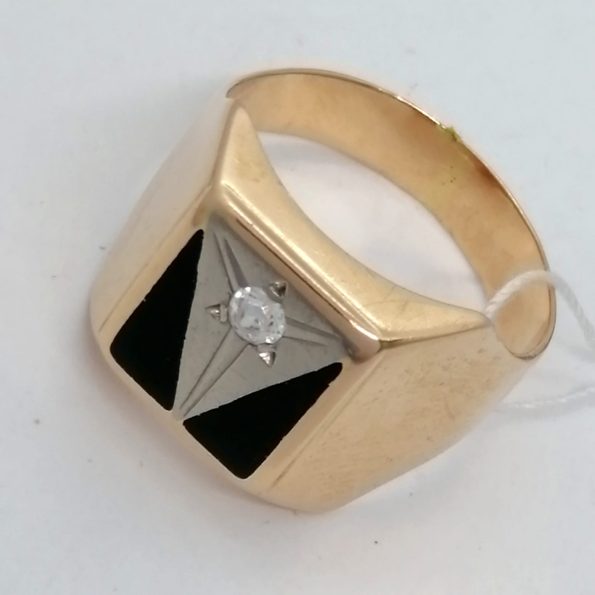 kmm028820_1