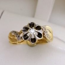 01г / Золото585 / бриллианты