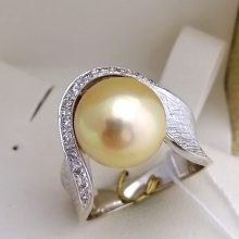 23г / Золото750 / бриллианты
